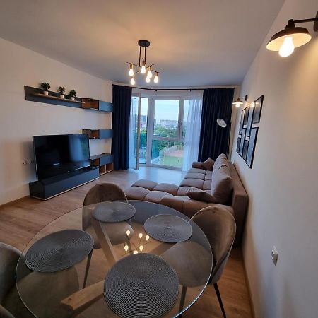 Grand Look & Best Location For Business On Bukarest Eksteriør billede