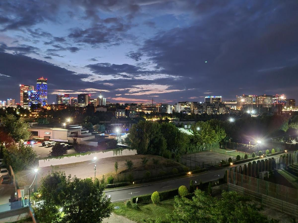 Grand Look & Best Location For Business On Bukarest Eksteriør billede