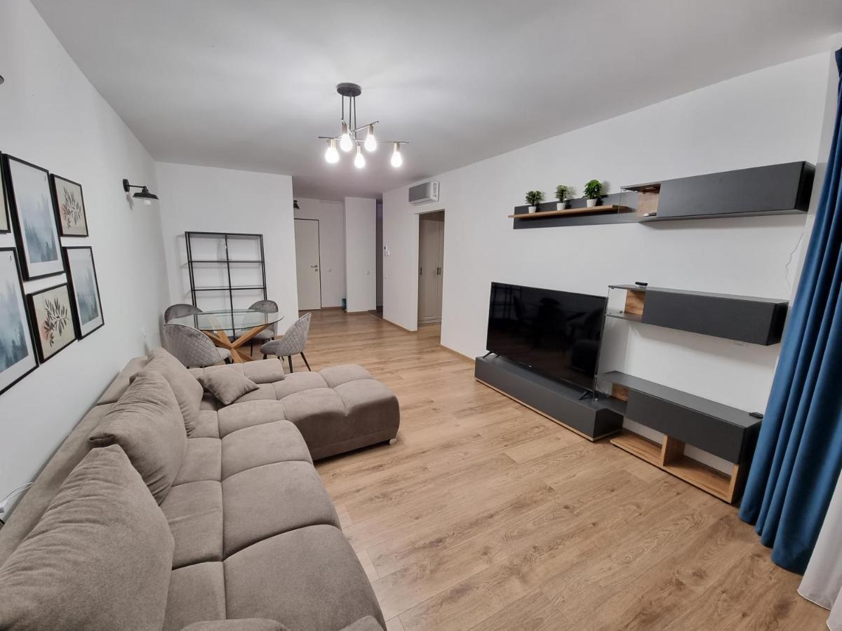 Grand Look & Best Location For Business On Bukarest Eksteriør billede