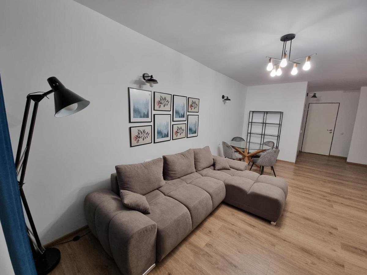 Grand Look & Best Location For Business On Bukarest Eksteriør billede