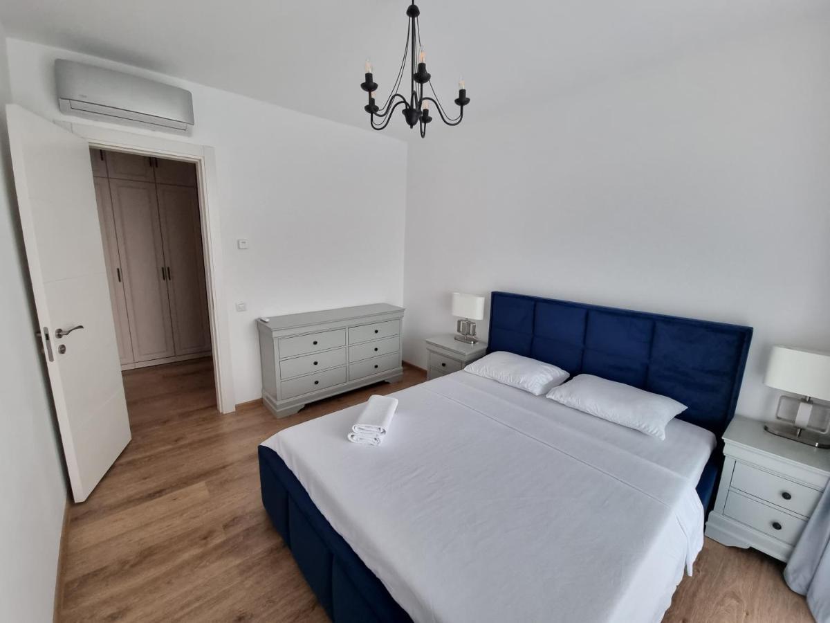 Grand Look & Best Location For Business On Bukarest Eksteriør billede