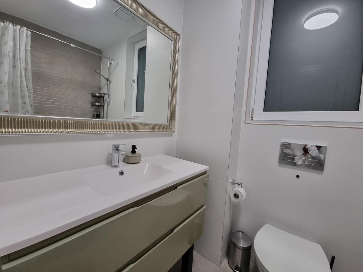 Grand Look & Best Location For Business On Bukarest Eksteriør billede
