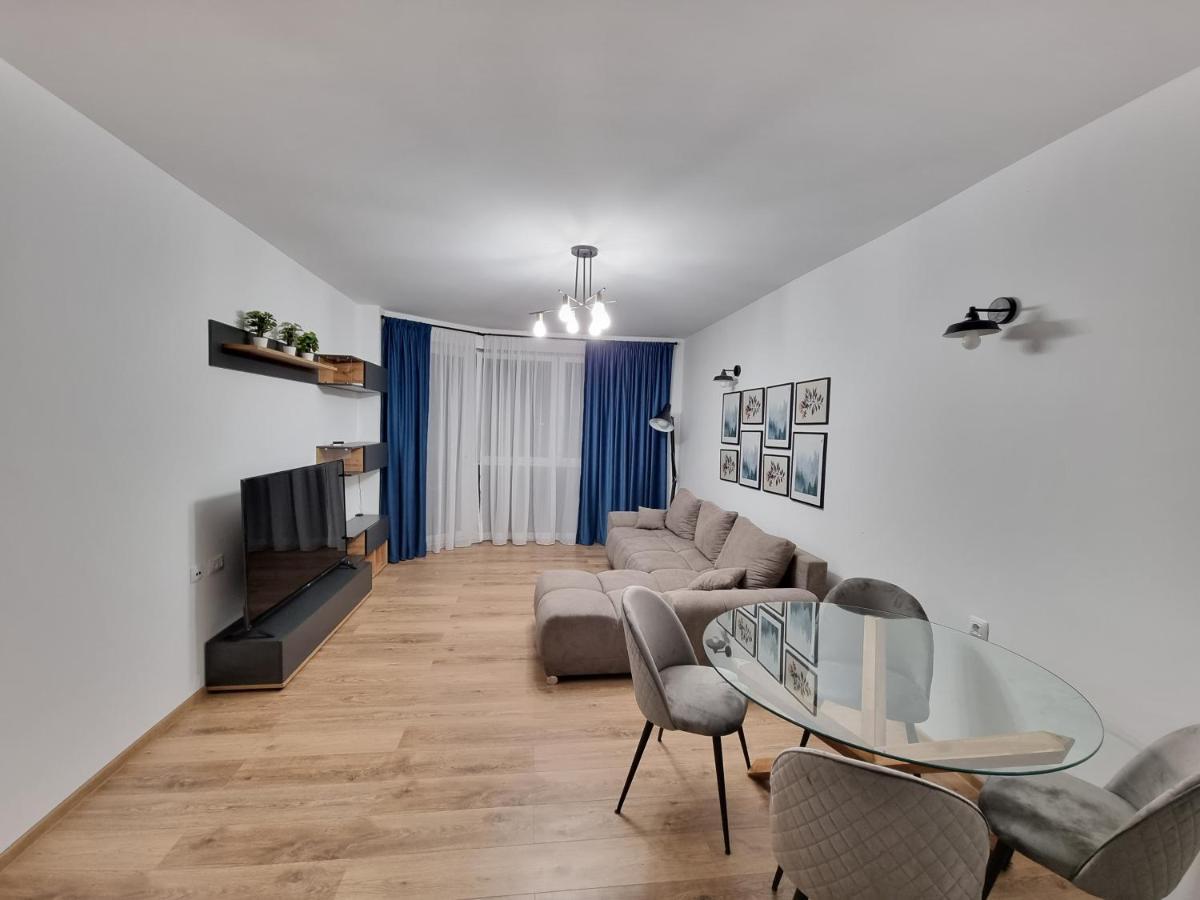 Grand Look & Best Location For Business On Bukarest Eksteriør billede
