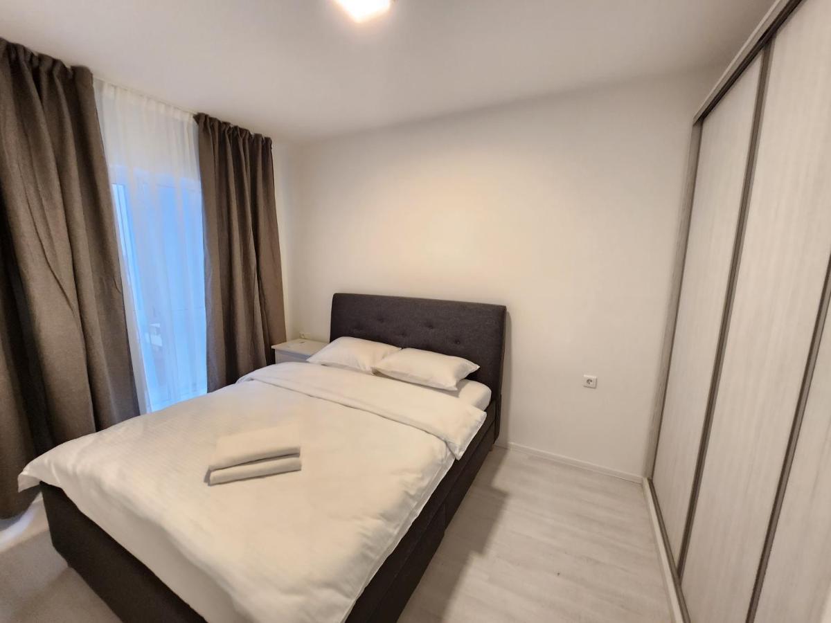 Grand Look & Best Location For Business On Bukarest Eksteriør billede